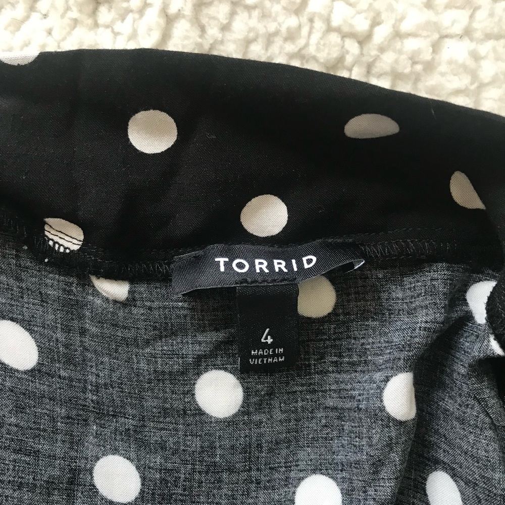 Torrid Challis Button Midi Skirt Size 4 Polka Dot… - image 2